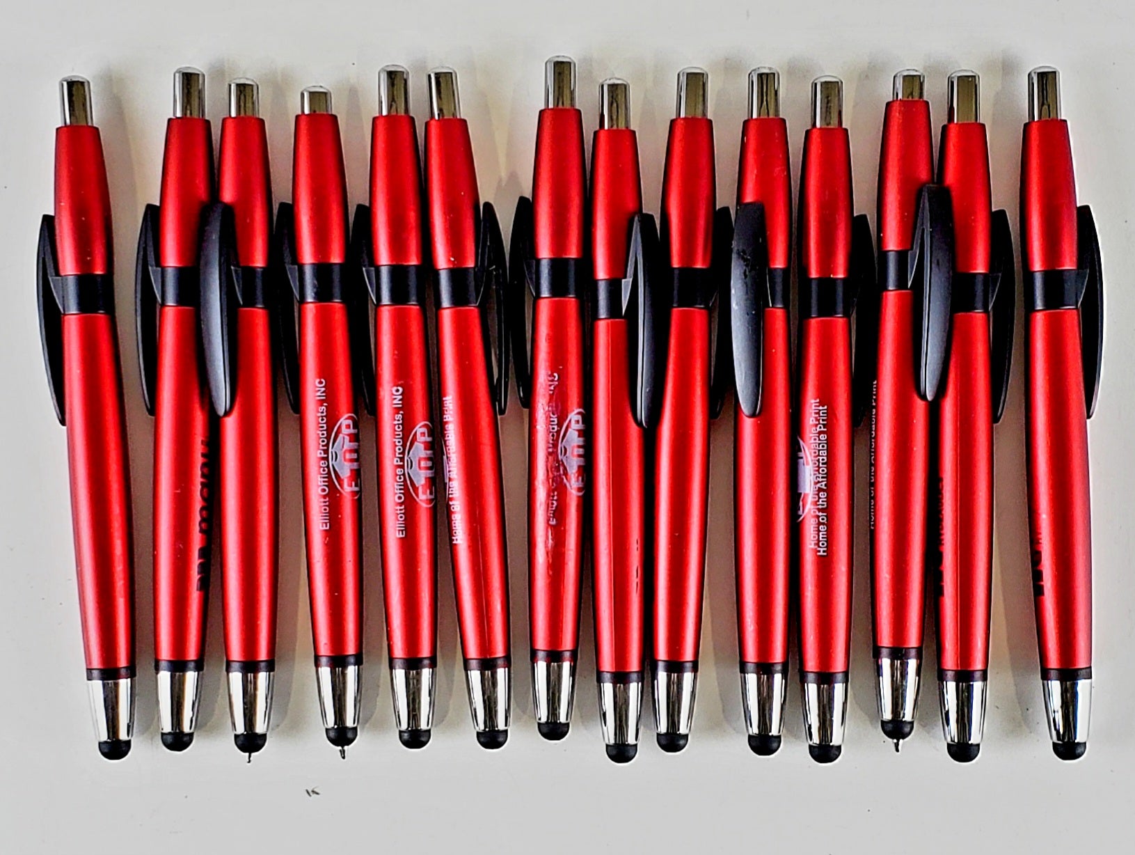 Bulk Lot of 125 Misprinted Retractable Ballpoint Pens w/ Stylus  (Lot #2390)