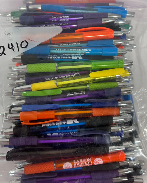 Bulk Lot of 100 Misprinted Retractable Ballpoint Pens (Lot #2410)